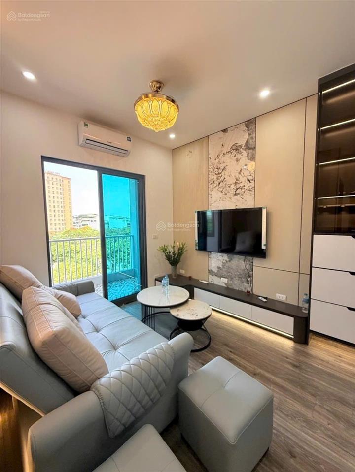 Chỉ 2,35 tỷ sở hữu ngay căn hộ chung cư tầng cao khu đô thị việt hưng , lô góc , 3 mặt thoáng, wiu