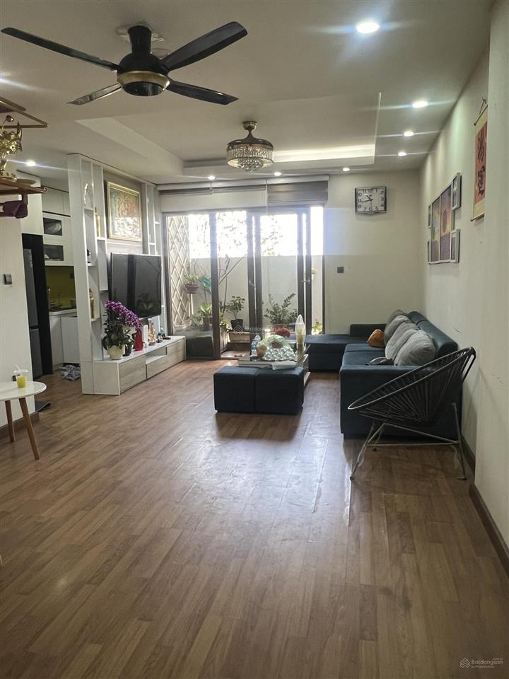Căn hộ chung cư vip việt hưng 3 ngủ, 2 vs kk, full nội thất xịn sò giá hời khu vực 4.5 tỷ