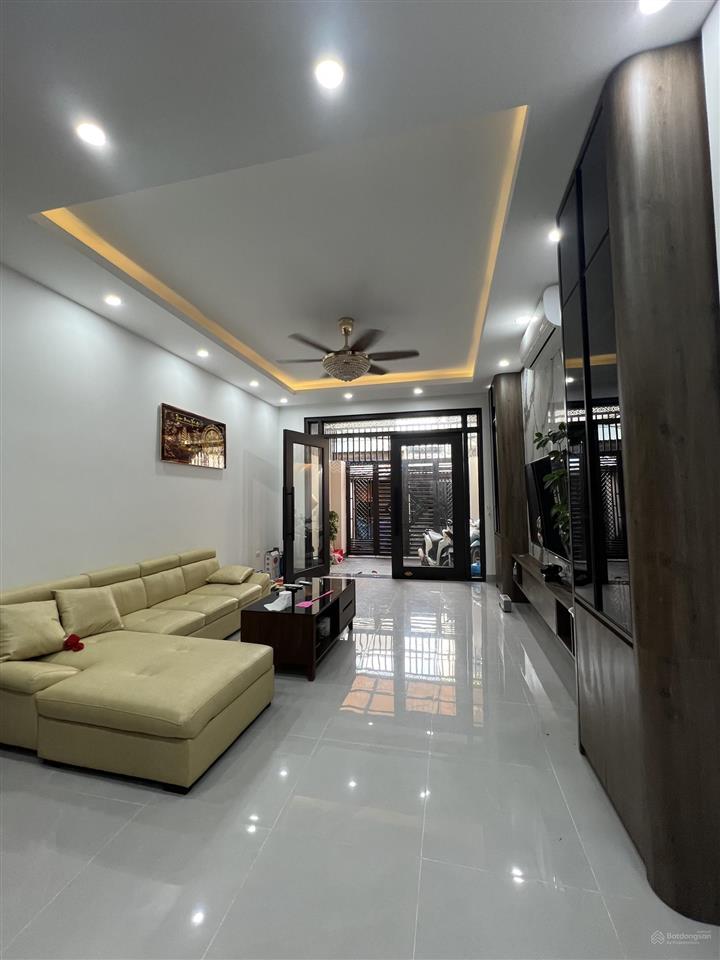 Bán nhà riêng tại ngô gia tự, 16 tỷ vnd, 100m2, 6pn, 5wc, giá ưu đãi