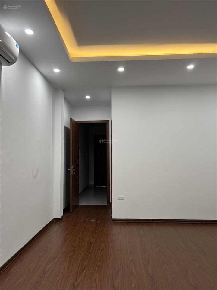 Bán nhà riêng tại ngô gia tự, 16 tỷ vnd, 100m2, 6pn, 5wc, giá ưu đãi