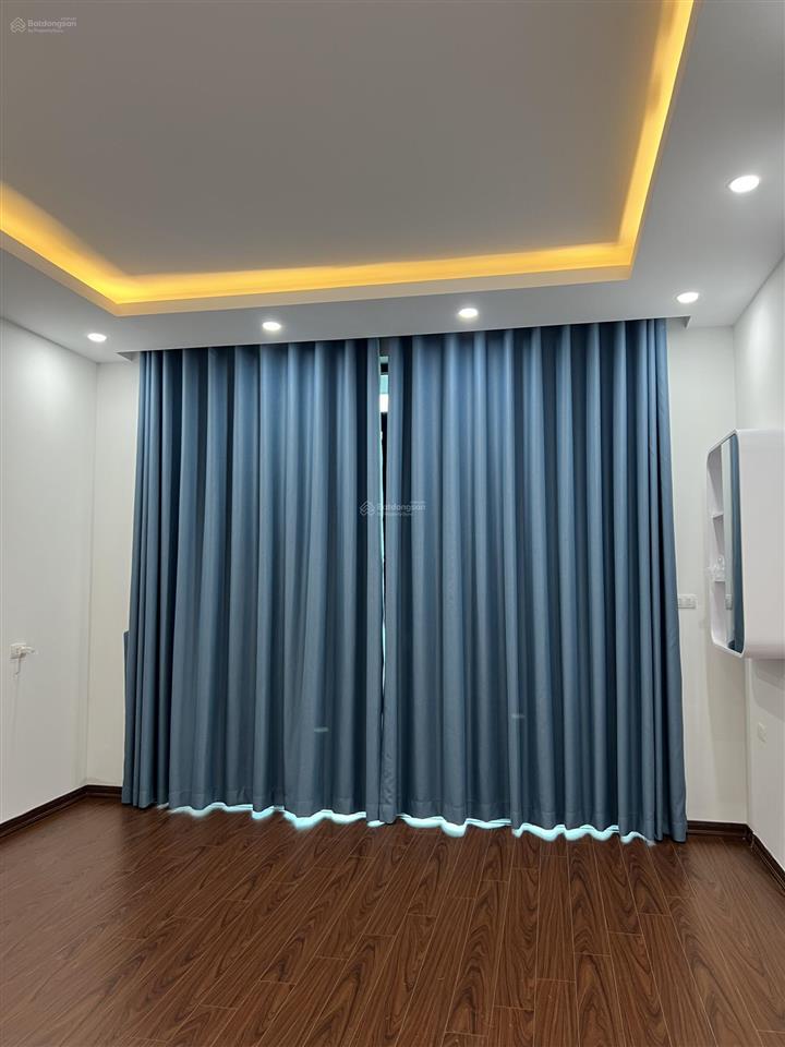 Bán nhà riêng tại ngô gia tự, 16 tỷ vnd, 100m2, 6pn, 5wc, giá ưu đãi