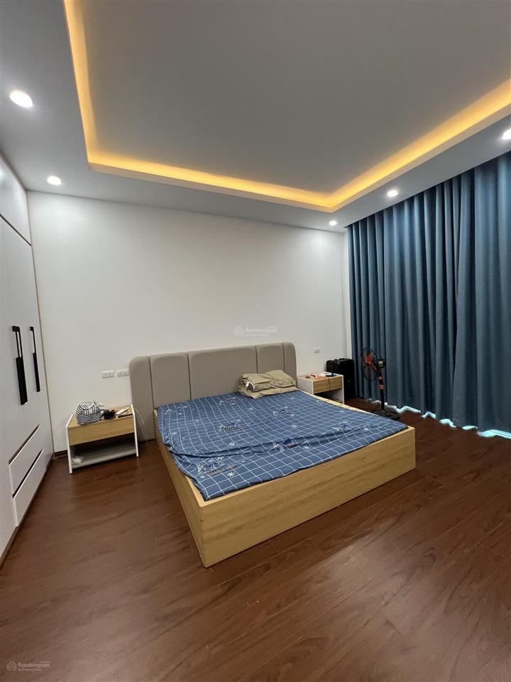 Bán nhà riêng tại ngô gia tự, 16 tỷ vnd, 100m2, 6pn, 5wc, giá ưu đãi