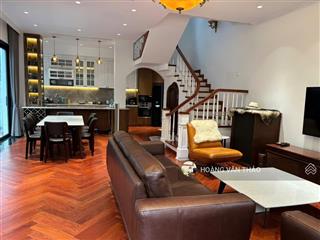 Cho thuê biệt thự vinhomes ocean park, full đồ đẹp, có thang máy, sẵn vào ở ngay