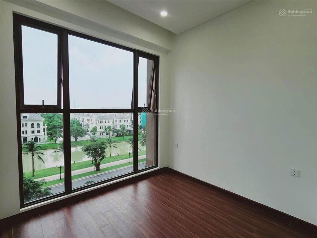 Chính chủ cho thuê căn 2pn đồ cơ bản, view hồ ngọc trai tại masteri ocean park chỉ 11tr/th báo phí