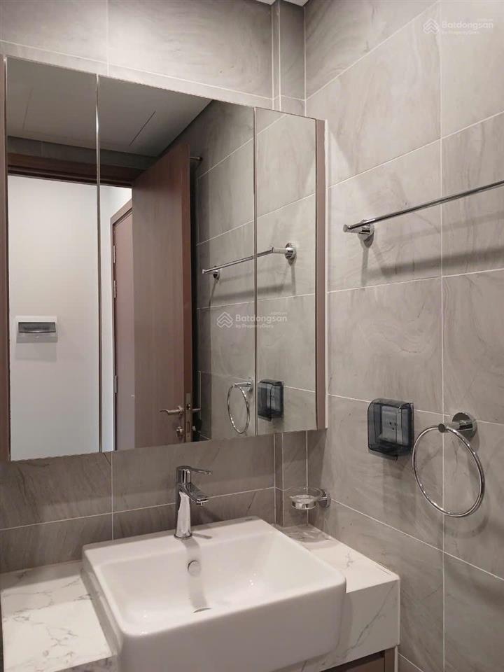 Chính chủ cho thuê căn studio ở ruby ocean park, chỉ 7triệu bao phí