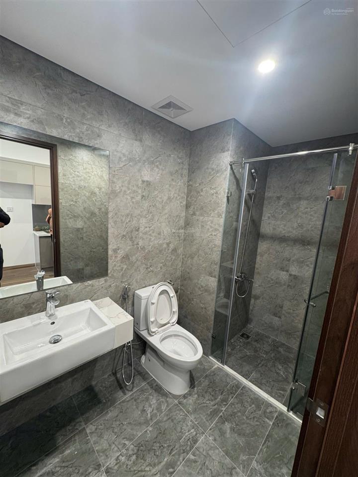 Cho thuê căn hộ studio đồ cơ bản toà zurich vinhomes ocean park chỉ với 5 triệu/tháng