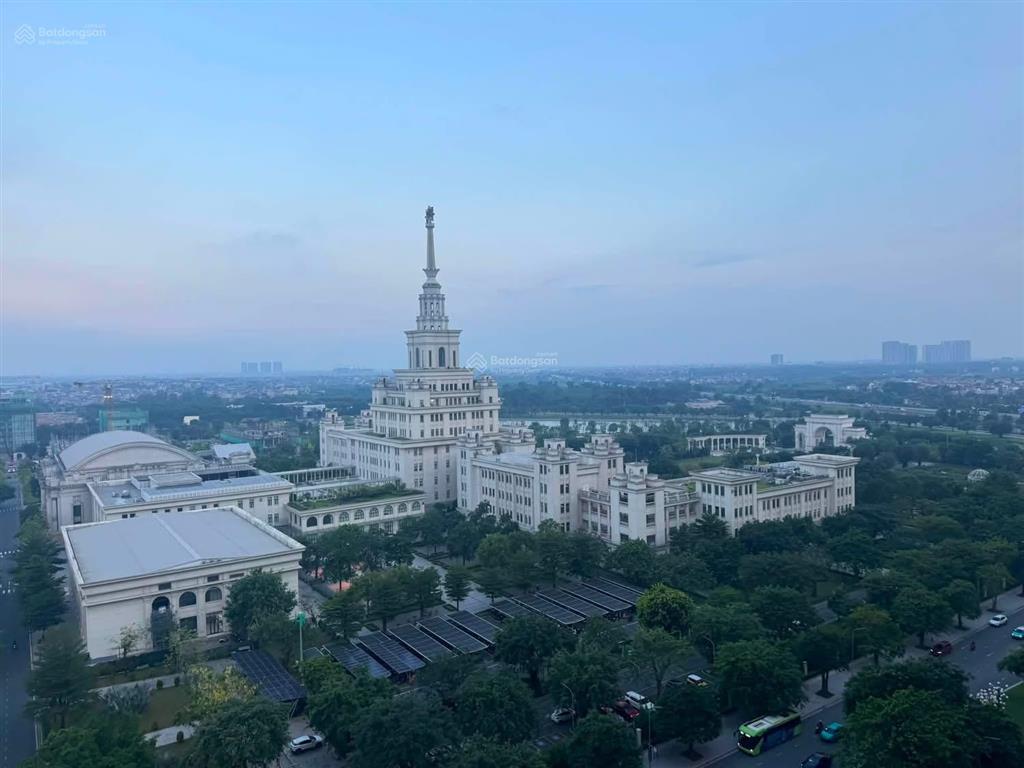 Cho thuê căn 3pn đập thông thành 2pn full đồ rộng, tòa s2.15 view vin uni và gần điểm bus. sẵn ở.