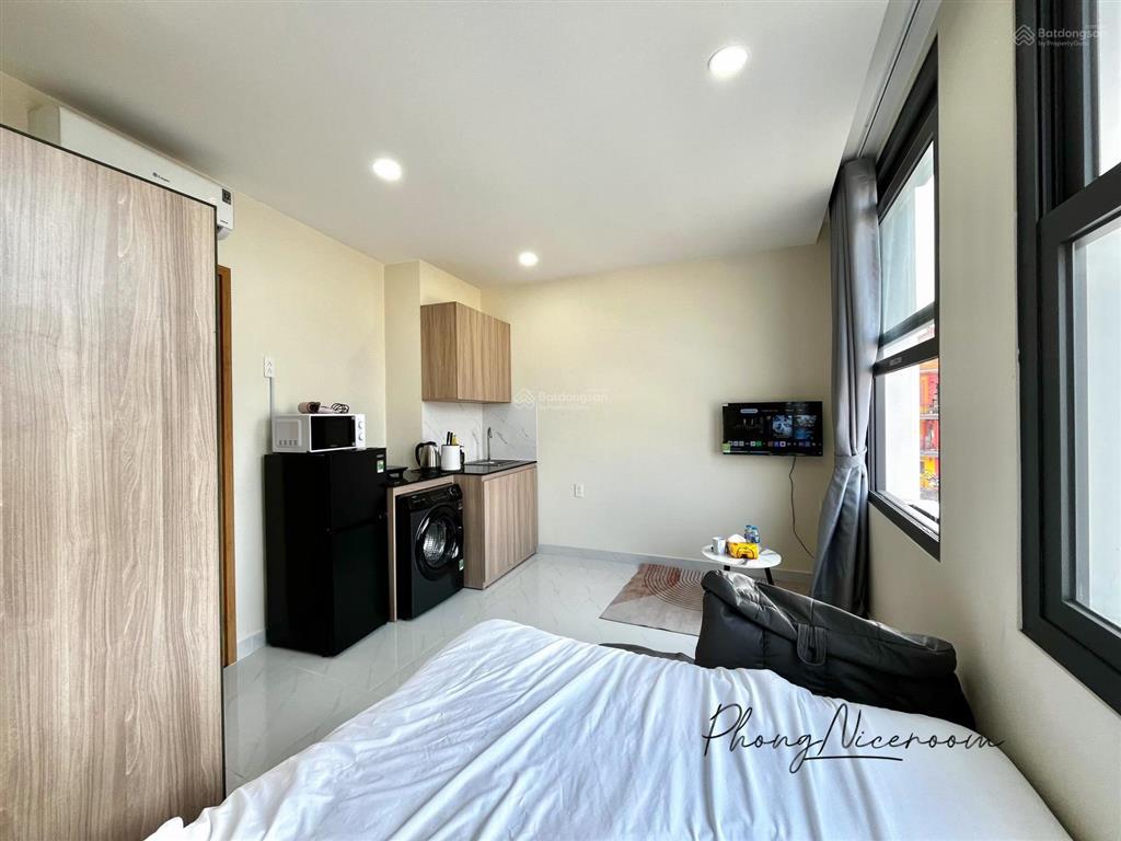 Studio cửa sổ lớn máy giặt riêng ngay trung tâm bình thạnh