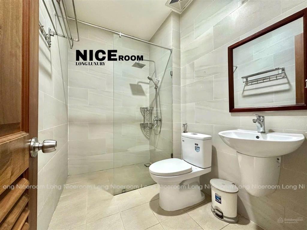 Studio ban công máy giặt riêng dành cho khách yêu thích sự yên tĩnh văn minh