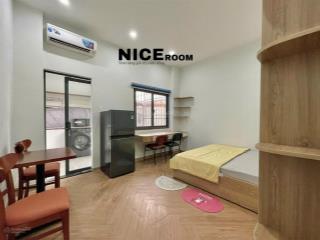 Studio ban công tách bếp gần trường hutech  nguyễn gia trí