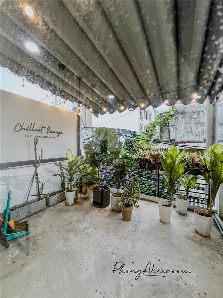 Studio ban công lớn full nội thất  giáp q1