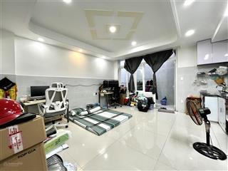 Khách em có việc 15/4 chuyển đi cần pass phòng studio sân sau 35m2