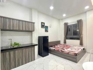 Studio cửa sổ trời view các tòa lớn  phù hợp dân văn phòng  ngô tất tố