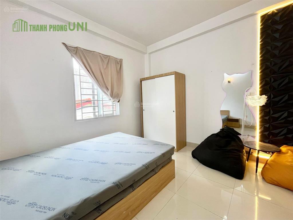 Studio cửa sổ trời gần metro tân cảng  ung văn khiêm
