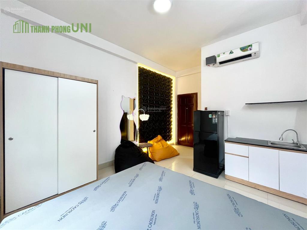 Studio cửa sổ trời gần metro tân cảng  ung văn khiêm