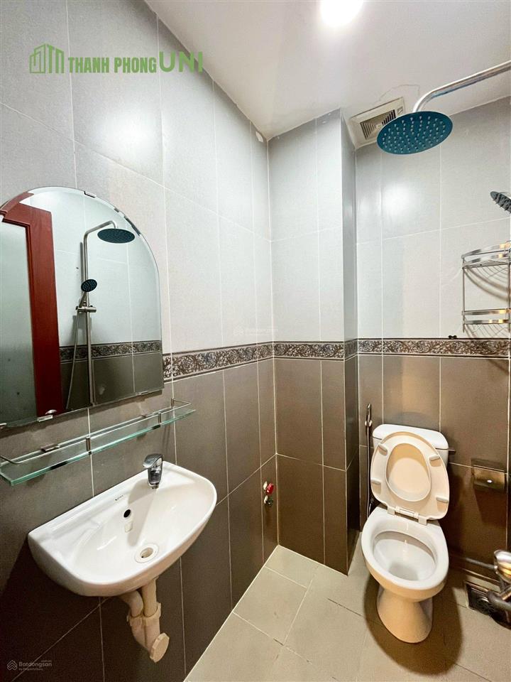 Studio cửa sổ trời gần metro tân cảng  ung văn khiêm