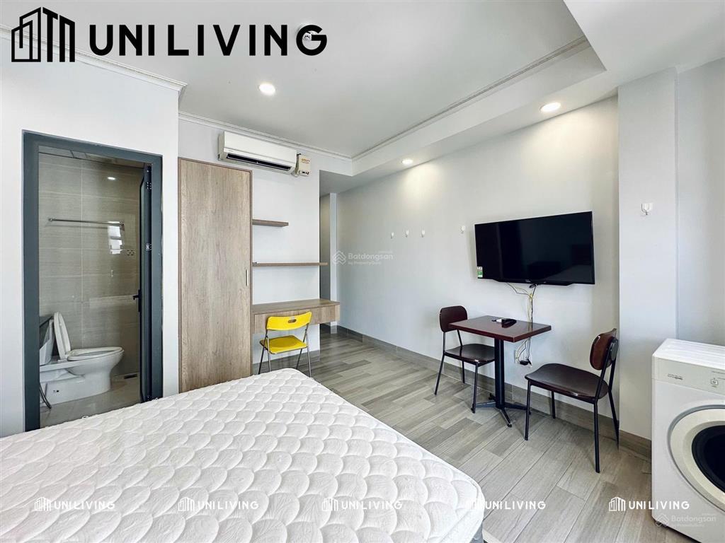 Studio ban công nội thất cao cấp  gần trường hutech, ngoại thương, gtvt,... cuối nguyễn gia trí