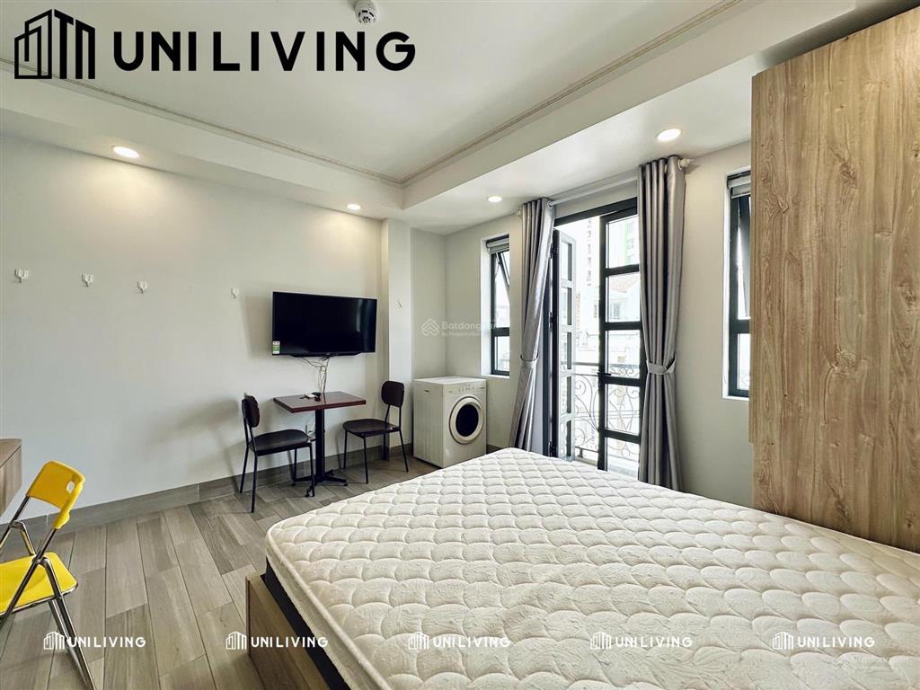 Studio ban công nội thất cao cấp  gần trường hutech, ngoại thương, gtvt,... cuối nguyễn gia trí
