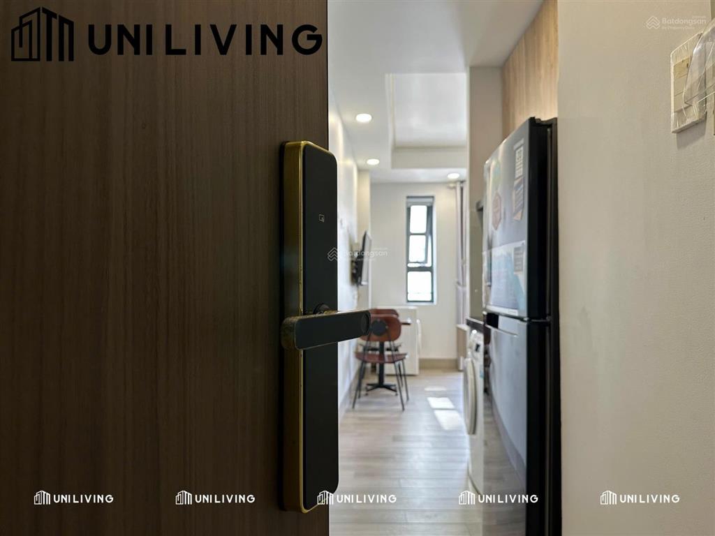 Studio ban công nội thất cao cấp  gần trường hutech, ngoại thương, gtvt,... cuối nguyễn gia trí