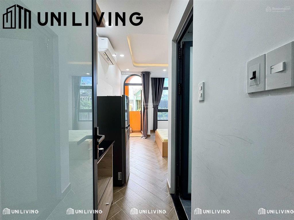 Studio ban công kế bên trường hutech, có thang máy  ung văn khiêm