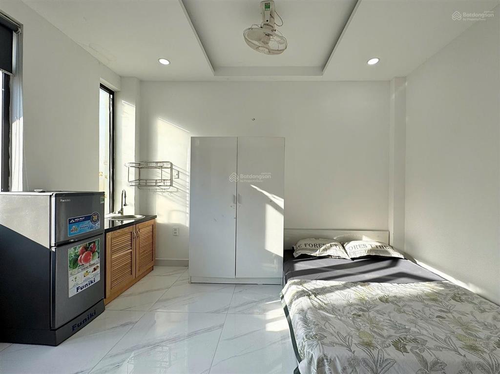 Studio ban công thoáng kế bên trường uef, hồng bàng  điện biên phủ