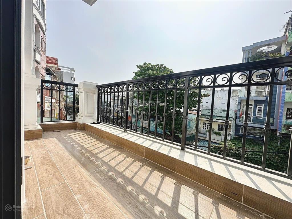 Duplex ban công máy giặt riêng ngay trung tâm bình thạnh