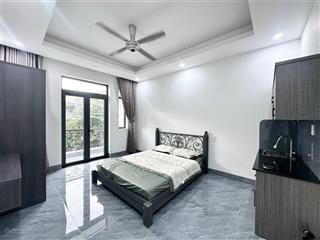 Studio ban công máy giặt riêng đối diện trường ngoại thương