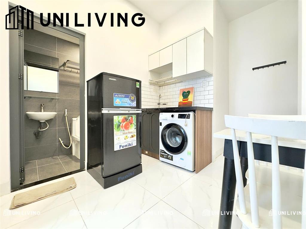 1pn cửa sổ máy giặt riêng gần văn lang cs3, phạm văn đồng  hẻm 21 bình lợi