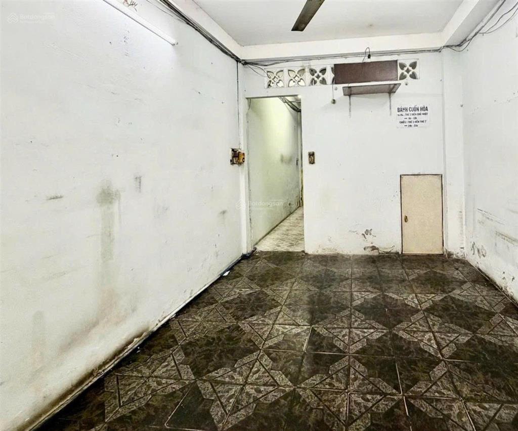 Mặt tiền kinh doanh phùng văn cung,2tầng,được xây 4tầng,gần phan đăng lưu,giao thông thuận tiện