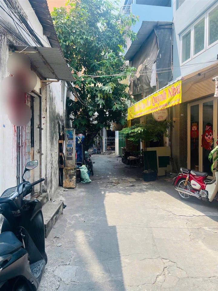 Góc, hẻm lê hồng phong,ngang 7,2m,được xây 4tầng,gần phố ẩm thực
