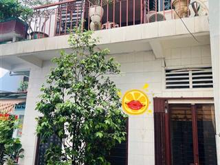 Góc, hẻm lê hồng phong,ngang 7,2m,được xây 4tầng,gần phố ẩm thực