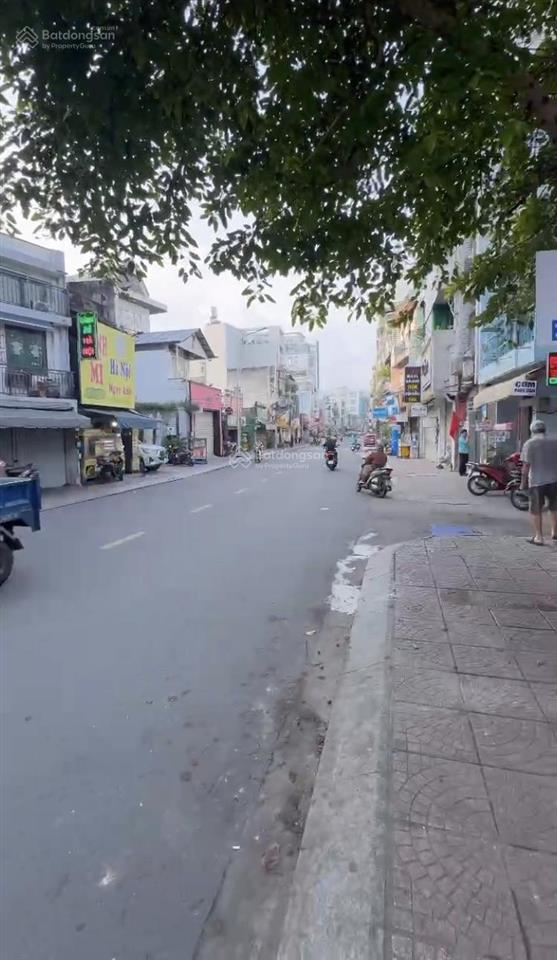 Mặt tiền huỳnh văn bánh, 4 tầng, 6pn, gần phan đình phùng, khu kinh doanh nhộn nhịp