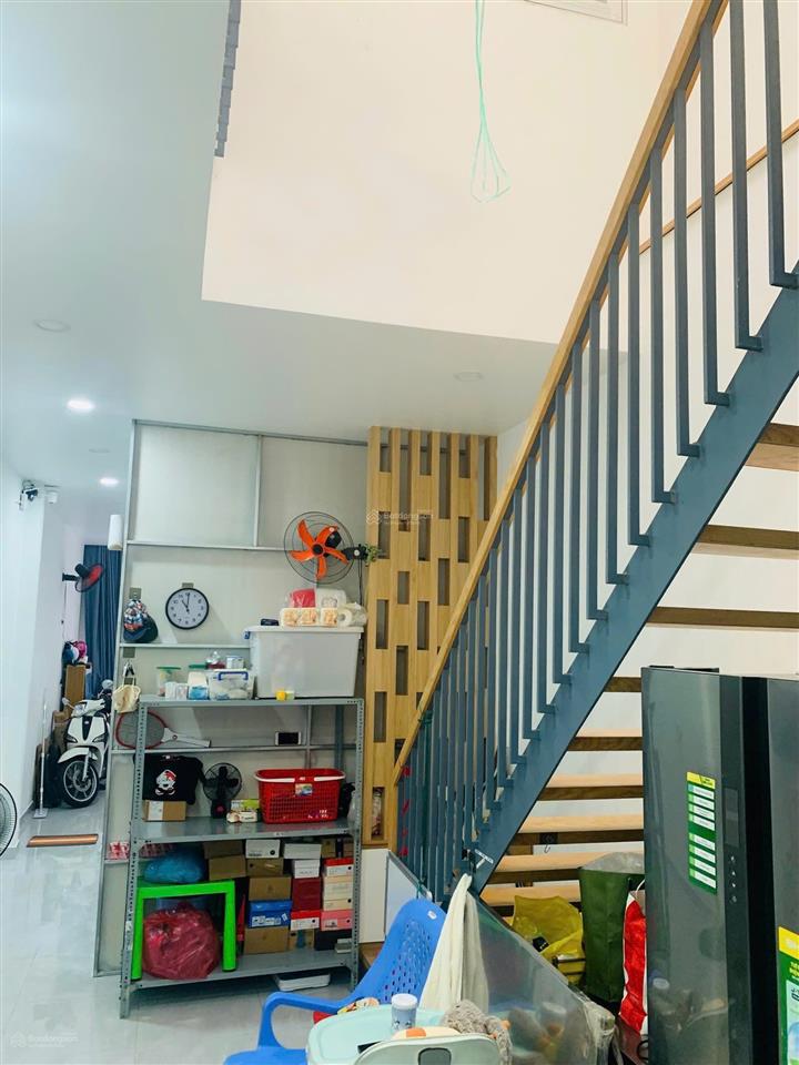 Lê văn sỹ, khu dân trí, an ninh 2 tầng, 3pn, vuông vức, cách mặt tiền 50m, gần chợ, trường học, ct
