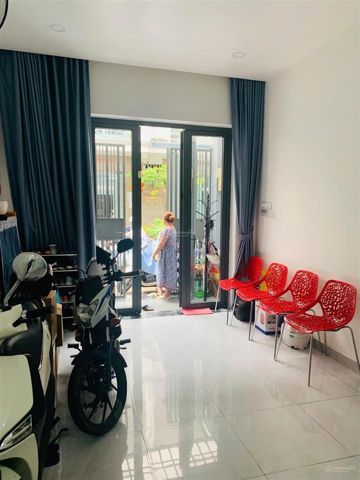 Lê văn sỹ, khu dân trí, an ninh 2 tầng, 3pn, vuông vức, cách mặt tiền 50m, gần chợ, trường học, ct