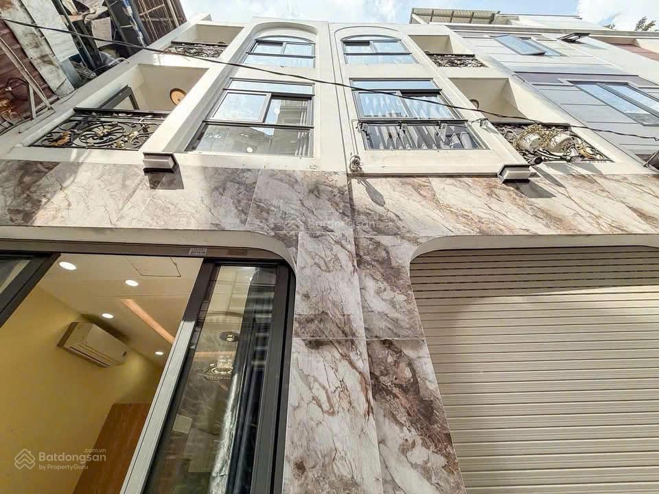 Cách mặt tiền lê văn sỹ 30m,4tầng,nở hậu 4,8m,khu nhộn nhịp kd,giáp q3 và tân bình