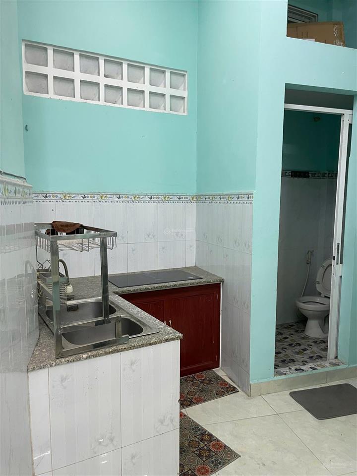 Bán nhà riêng tại võ văn kiệt, p 5, q5, hcm, giá tốt 4,3 tỷ, 26 m2, 2pn, 2 tầng,nở hậu