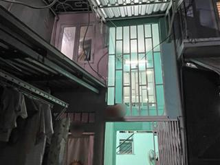 Bán nhà riêng tại võ văn kiệt, p 5, q5, hcm, giá tốt 4,3 tỷ, 26 m2, 2pn, 2 tầng,nở hậu