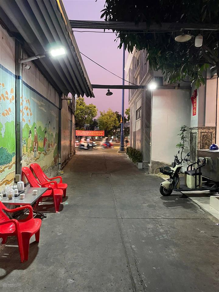 Bán nhà riêng tại võ văn kiệt, p 5, q5, hcm, giá tốt 4,3 tỷ, 26 m2, 2pn, 2 tầng,nở hậu