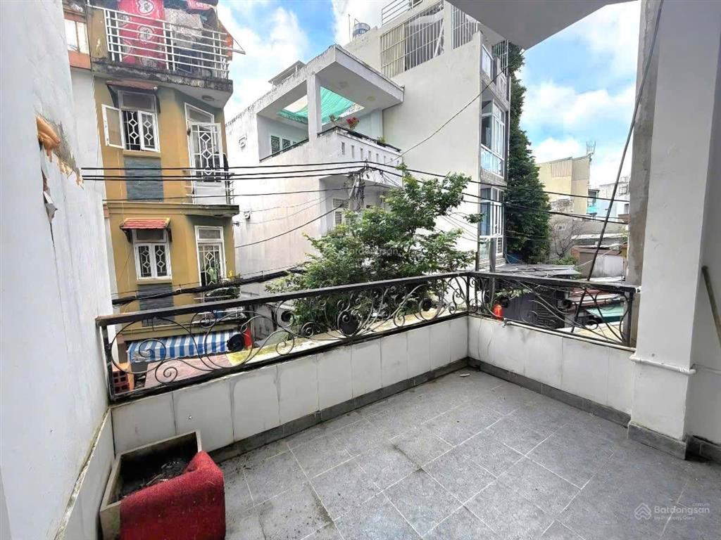 Bán nhà riêng tại hoàng hoa thám, xe hơi trước nhà, 8,8 tỷ, 45m2, 4pn, 3wc, nhiều tiện ích