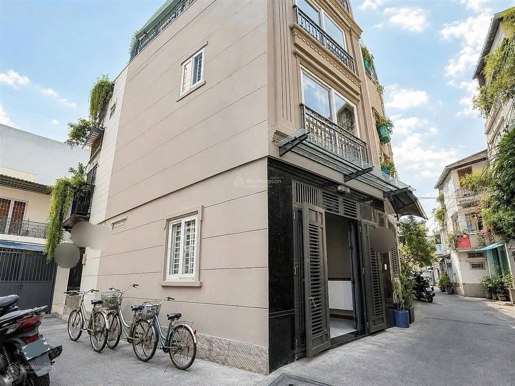 Bán nhà riêng 30m2, tặng nội thất, 7,5 tỷ, 3pn + 4wc tại phan xích long, giá tốt, view đẹp