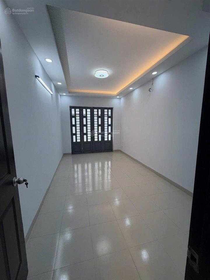 Bán hạ giá nhiều lần tại trần hưng đạo, 6,8 tỷ, 43m2, đẹp, nhiều tiện ích