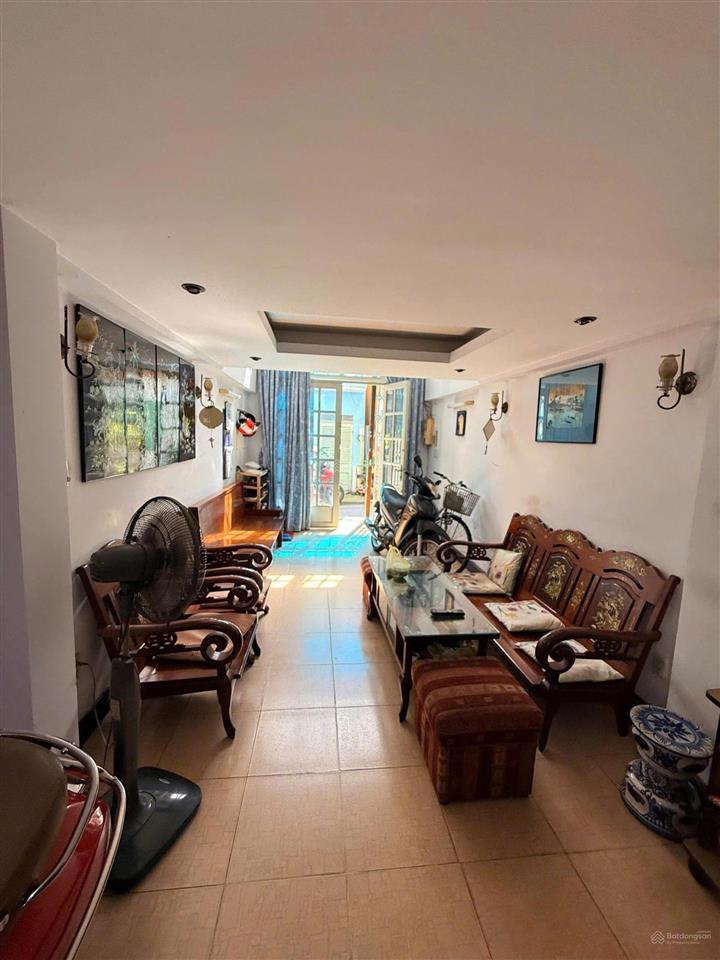 Bán nhà riêng tại lý chính thắng q3, nở hậu nhẹ 6,999 tỷ, 31m2, đẹp, nhiều tiện ích xung quanh
