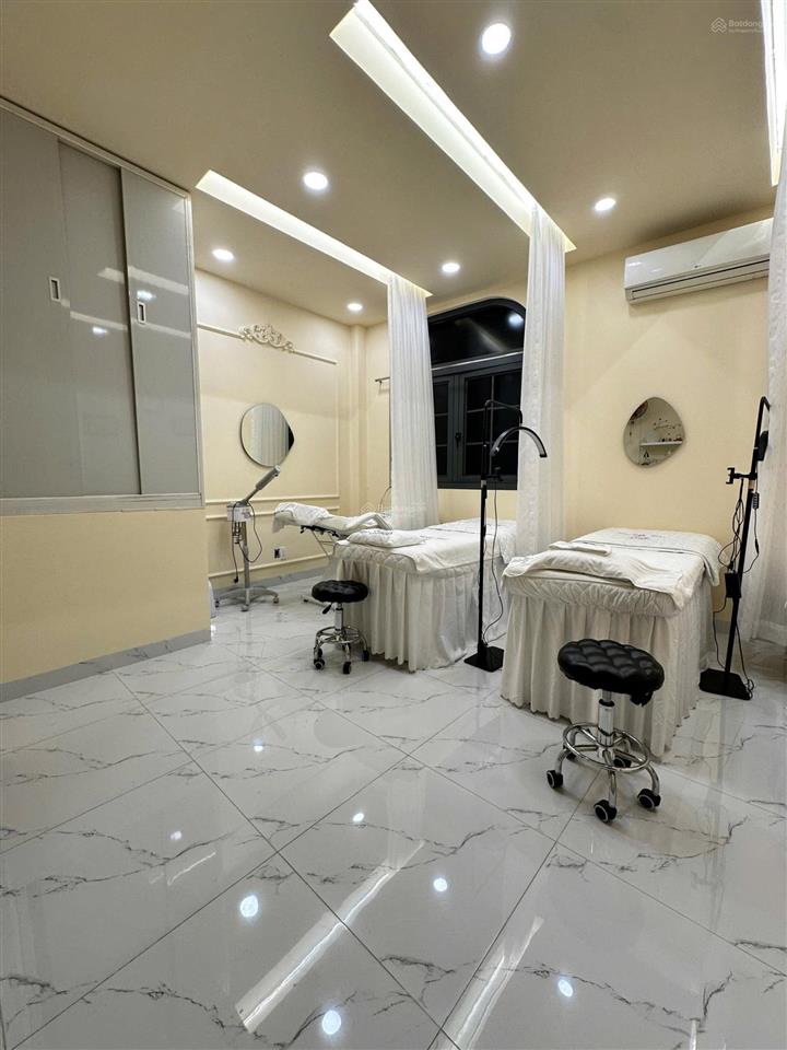 Bán hẻm xe hơi mini tại 3/2, 3 tầng, ngang 5m, 6,95 tỷ, ngay khu chung cư cao cấp