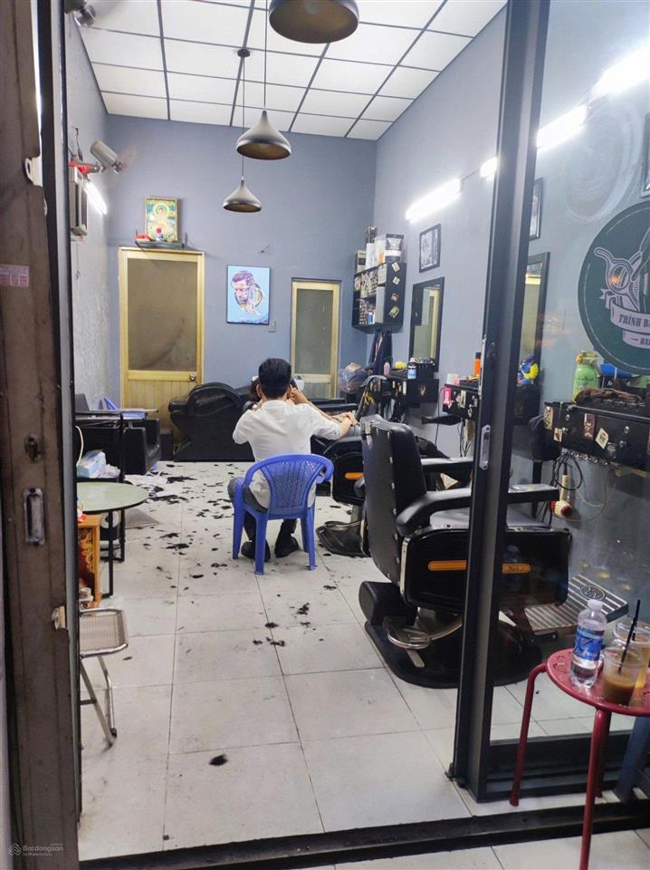 Bán nhà riêng tại thành thái, cư xá đồng tiến, giá ưu đãi 9,99 tỷ, 38,8m2, khu kinh doanh nhộn nhịp