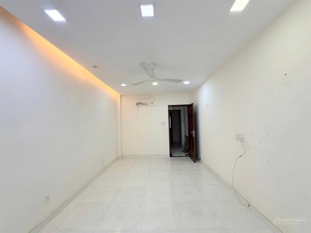 Bán nhà riêng tại hòa hưng, 6,8 tỷ, 43,4m2, 4pn, 3wc, pháp lý đầy đủ, giá tốt