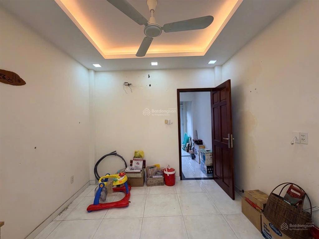 Bán nhà riêng tại hòa hưng, 6,8 tỷ, 43,4m2, 4pn, 3wc, pháp lý đầy đủ, giá tốt