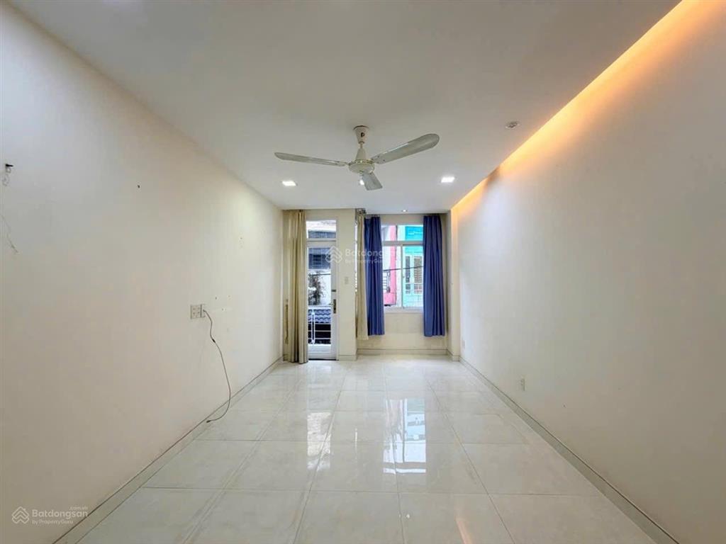 Bán nhà riêng tại hòa hưng, 6,8 tỷ, 43,4m2, 4pn, 3wc, pháp lý đầy đủ, giá tốt