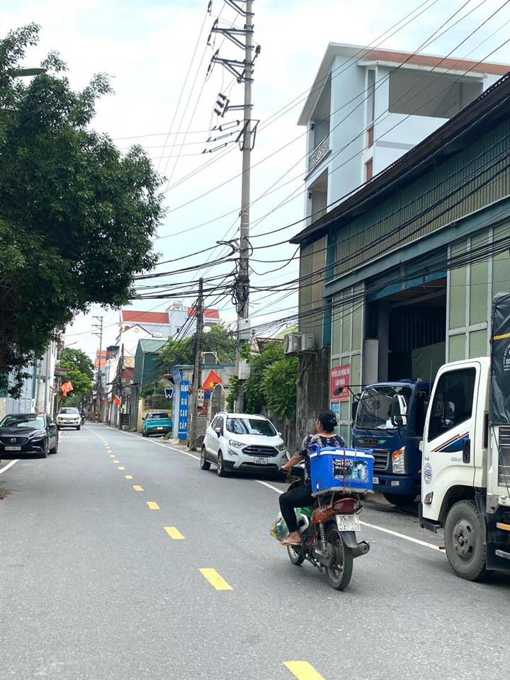 22 tỷ có ngay 200m mặt đường đức thượng, 3 ô tô tránh, sát vành đai 4, kinh doanh sầm uất.