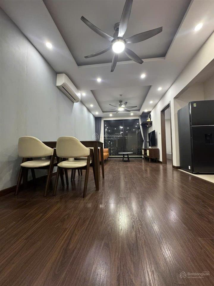 Chính chủ cho thuê cc beasky 2pn, 2wc, dt 69m² giá 12tr/1 tháng full nội thất 0968 323 ***(zalo/call)