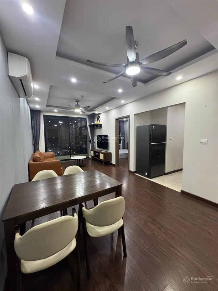 Chính chủ cho thuê cc beasky 2pn, 2wc, dt 69m² giá 12tr/1 tháng full nội thất 0968 323 ***(zalo/call)